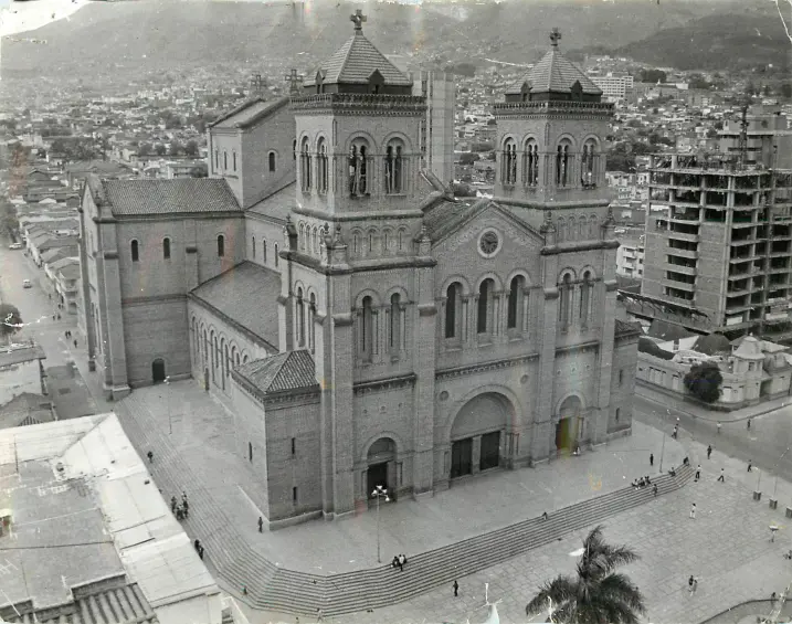 Imagen de la casa tomada en mayo de 1973. FOTO Henry Molano/Archivo EL COLOMBIANO