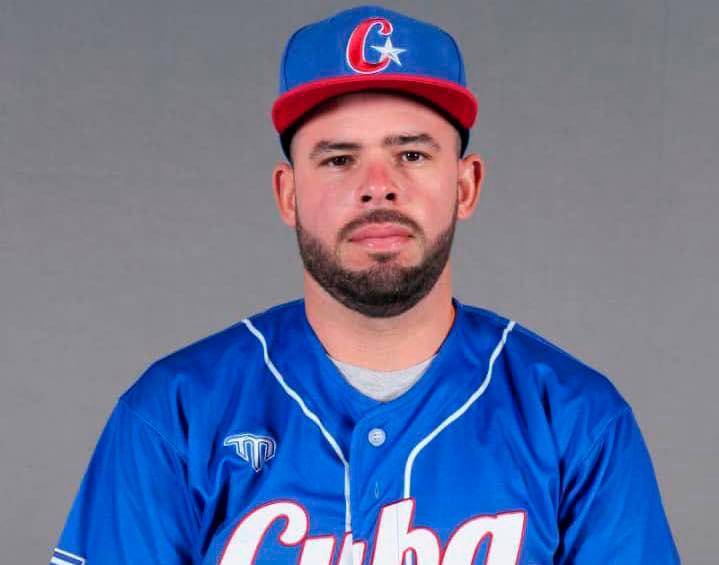 El beisbolista cuabano Iván Prieto tiene 26 años. Nació en la ciudad de Holguín en el oriente de Cuba. FOTO: TOMADA DEL TWITTER DE @LdaCantinas 