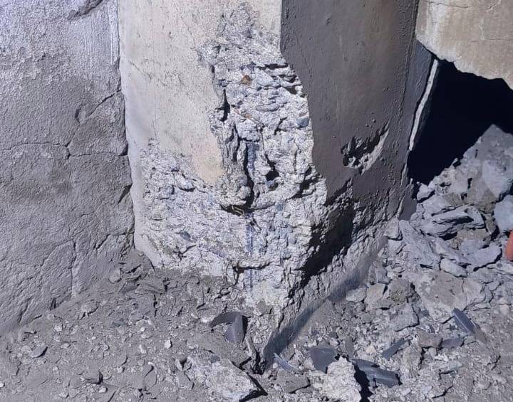 Esta es una imagen de la columna que habría cedido después del sismo de este lunes. FOTO: CORTESÍA BOMBEROS LA PINTADA