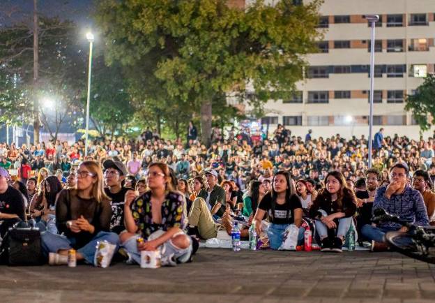 La jornada de cine al aire libre ya es tradición del MAMM, y un evento cada vez más popular en la ciudad. Foto cortesía MAMM.