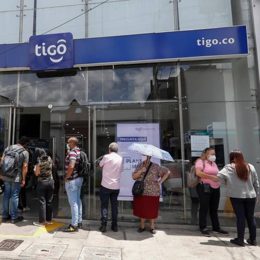 Tigo opera 1,7 millones de líneas de telefonía fija, según Min TIC. FOTO Manuel Saldarriaga