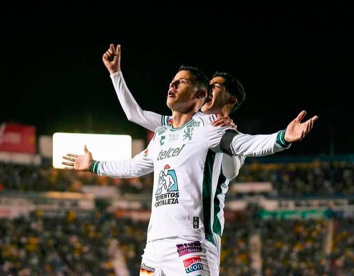 James Rodríguez festejando su anotación frente al América de México. FOTO LEÓN FC