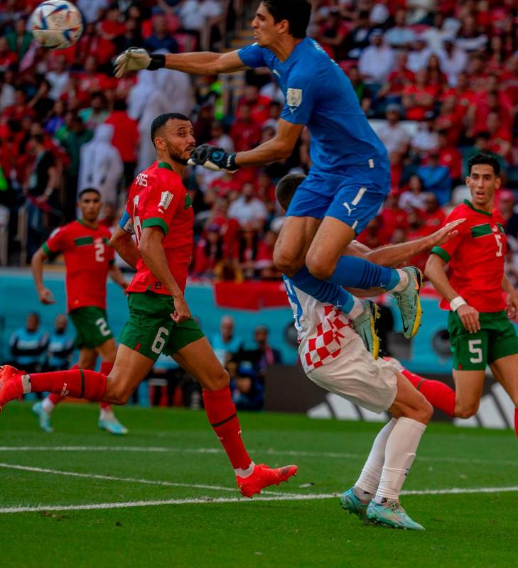 Dos exigencias tuvo el portero de Marruecos Yassine Bounou, en las cuales respondió muy bien. FOTO: JUAN ANTONIO SÁNCHEZ