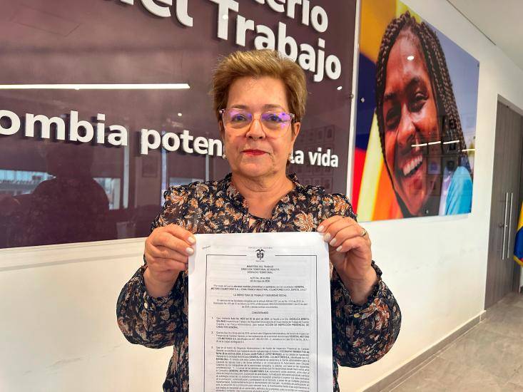 La ministra de Trabajo, Gloria Inés Ramírez, le ordenó a Colmotores mantener el vínculo laboral de la totalidad de los trabajadores. FOTO cortesía MinTrabajo