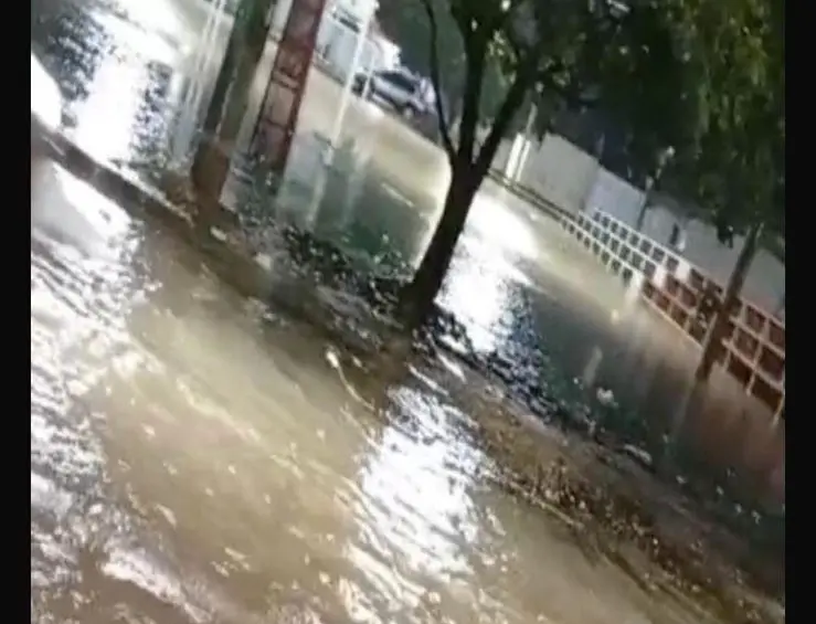 Centro de Uribia inundado. Foto: Suministrada.