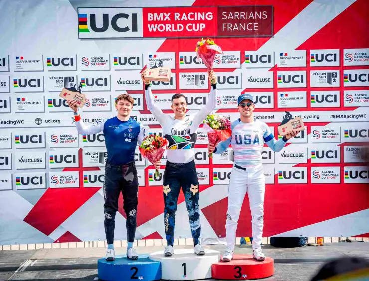 El antioqueño Diego Arboleda se coronó campeón de la Copa Mundo de BMX en Francia 