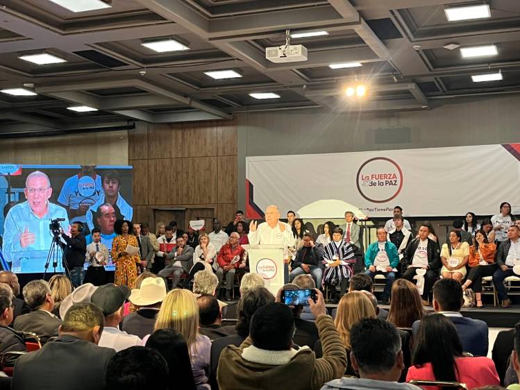 El hoy presidente el Senado le hizo un llamado a los representantes del Pacto Histórico en las regiones para las próximas elecciones. FOTO @RoyBarreras