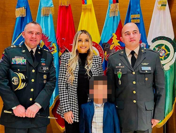 Denunció a General por acosar a su esposa y le impidieron ascenso