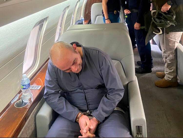 El avión que transporta a “Otoniel” despegó del aeropuerto militar Catam en Bogotá. FOTO: CORTESÍA. 