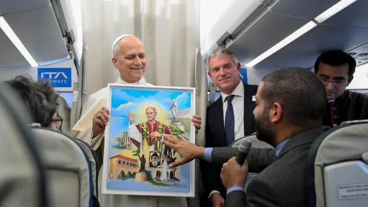 Vuelo de regreso del Líbano a Roma. Foto: Vatican Media