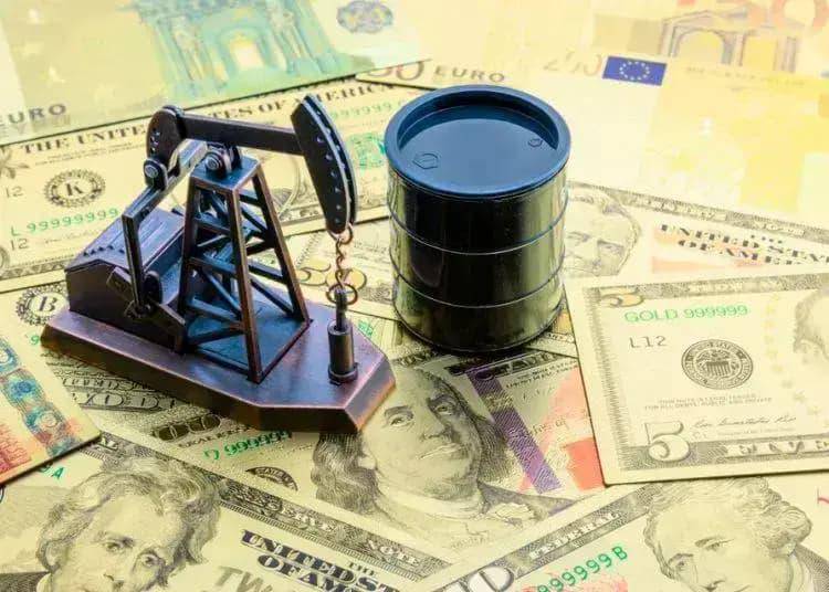 La medida de Estados Unidos flexibiliza restricciones sobre el petróleo ruso mientras el mercado energético global enfrenta nuevos ajustes en la oferta y la demanda. FOTO: Getty. 