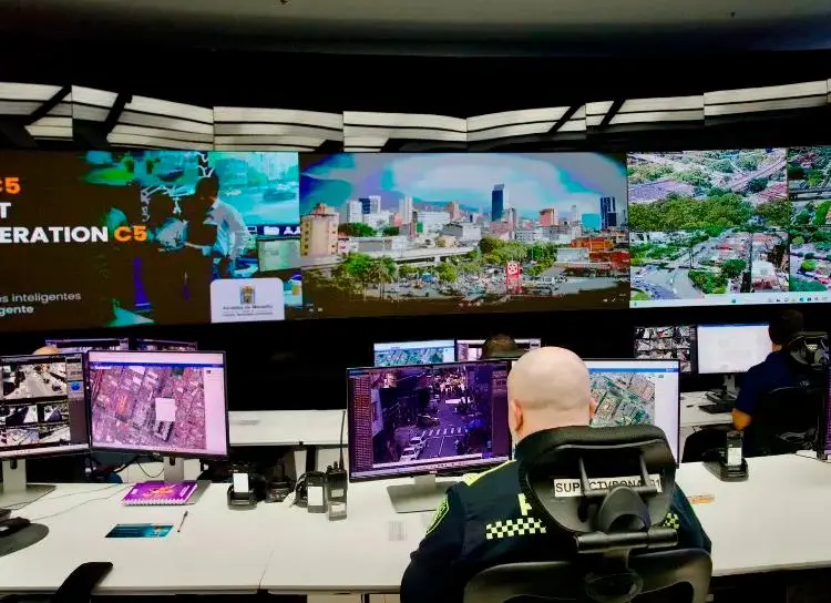 El apoyo de las cámaras con sistema de detección de placas de vehículos ha resultado indispensable para el trabajo en terreno de los organismos de seguridad. FOTO: CORTESÍA