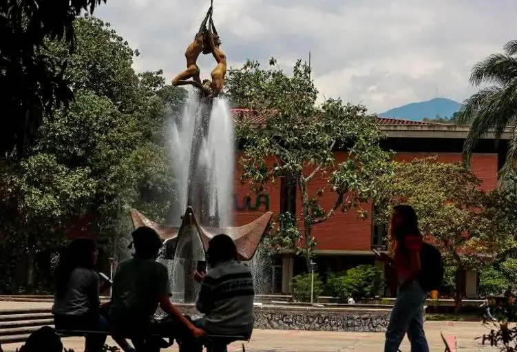 El próximo 10 de junio se conocerá quien regirá los destinos de la principal universidad pública de Antioquia. FOTO: MANUEL SALDARRIAGA