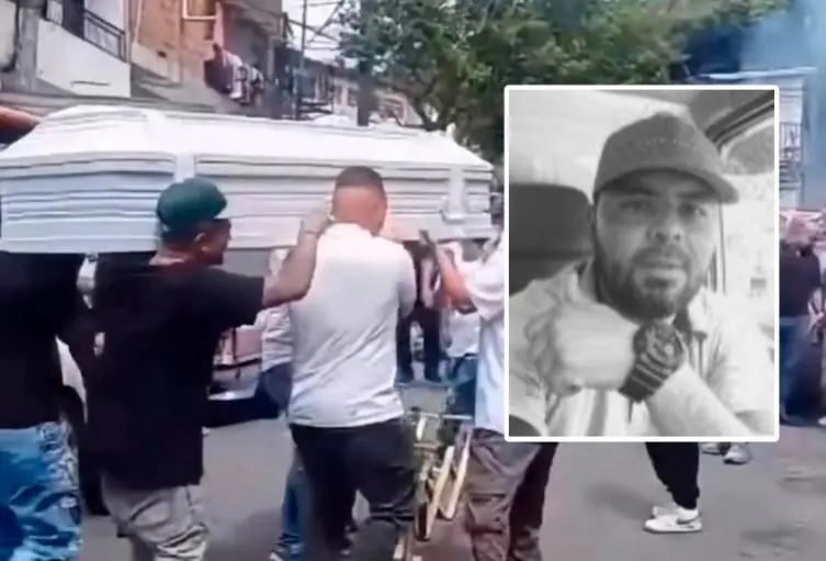 Jhonatan llevaba dos años trabajando para Precoltur, empresa propietaria del bus accidentado. La compañía señaló que era un empleado ejemplar. FOTO: IMAGEN TOMADA DEL VIDEO