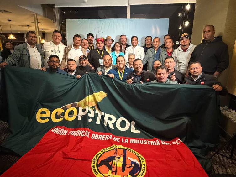 La negociación concluyó hacia las 4:50 a. m. del 13 de junio tras varias semanas de diálogo. FOTO: X: @usofrenteobrero