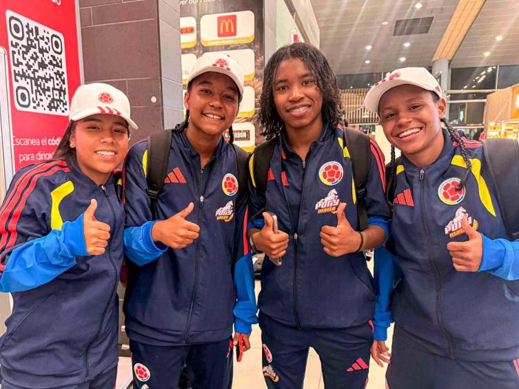 La Selección Colombia de fútbol, sub 17 femenina se prepara en Paraguay par el Sudamericano de la categoría que da cuatro cupos al Mundial en Marruecos. FOTO CORTESÍA FCF 