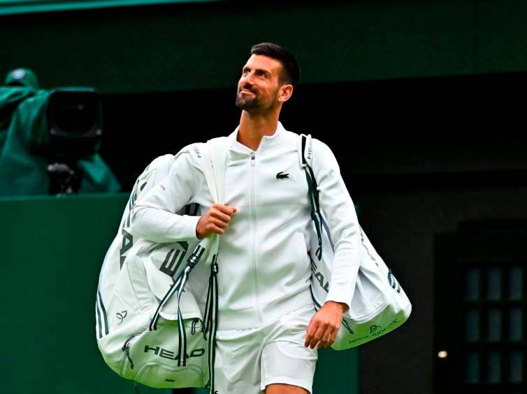 El tenista serbio busca volver a ganar en el Grand Slam británico, después de haber perdido la final de la edición del 2023 contra Carlos Alcaraz. FOTO: @wimbledon