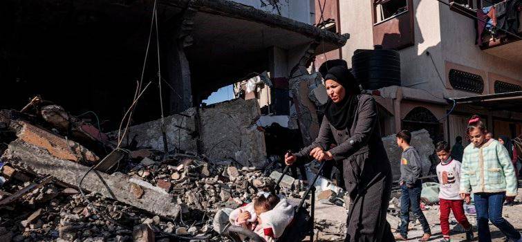La Franja de Gaza está prácticamente en ruinas por los bombardeos de Israel. FOTO: AFP.