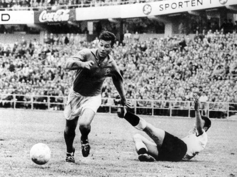 El francés Just Fontaine murió siendo el máximo goleador de los Mundiales con 13 anotaciones en 1958. FOTO Getty