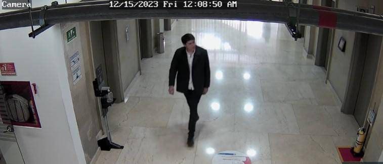 Wadith Manzur en las instalaciones del Ministerio de Hacienda. FOTO: Captura de video <i>Noticias Caracol</i>