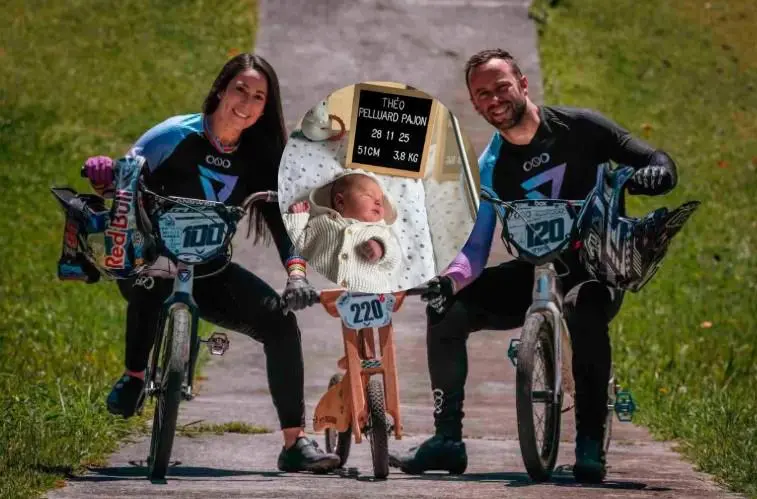 Esta es la primera imagen del bebé de Mariana Pajón y Vincent Pelluard, que nació el viernes en la noche. FOTO TOMADA INSTAGRAM 