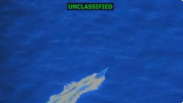 Embarcación que fue supuestamente bombardeada por las autoridades de Estados Unidos. FOTO: CAPTURA DE VIDEO