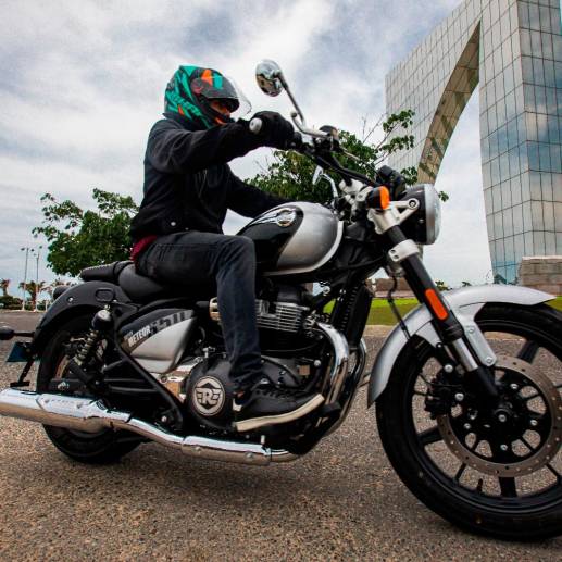 Royal Enfield es la marca de motos más antigua en producción continua del mundo. A Colombia llegó hace 9 años. Foto Esneyder Gutiérrez.