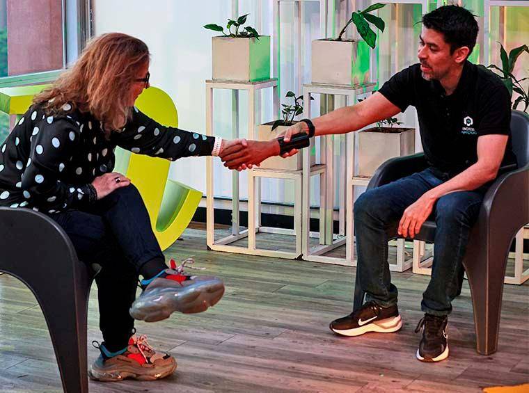 Jorge Robledo, el fundador de Prótesis Avanzada en entrevista con EL COLOMBIANO. FOTO Manuel Saldarriaga Quintero