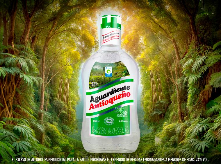 El Aguardiente Antioqueño Verde 24° Sin Azúcar tiene un compromiso con la sostenibilidad. Foto: Cortesía 