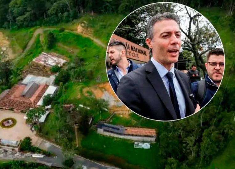 El exalcalde, según su abogado, estaba atendiendo diligencias personales y por eso no llegó a la hora indicada para la audiencia. FOTO: CAMILO SUÁREZ Y CATALINA OLAYA