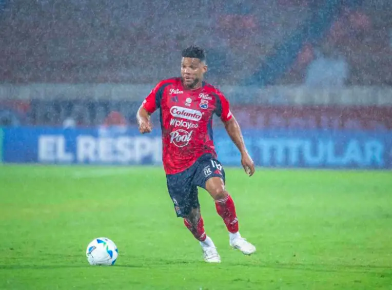 El lateral Frank Fabra del DIM es líder de asistencias en la Copa Libertadores, con dos, superado únicamente por Mauro Díaz, de la Universidad Católica, con tres. FOTO: Juan Antonio Sánchez