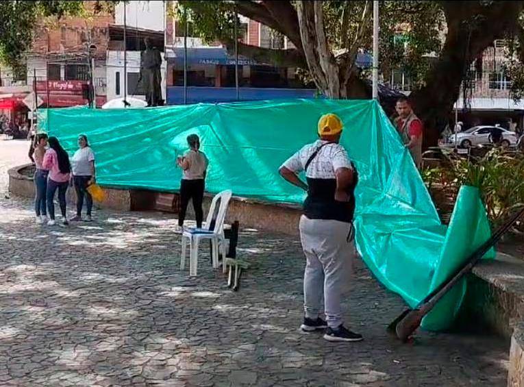 El cerramiento del parque principal tiene como objetivo proteger a personas y mascotas. FOTO: Cortesía