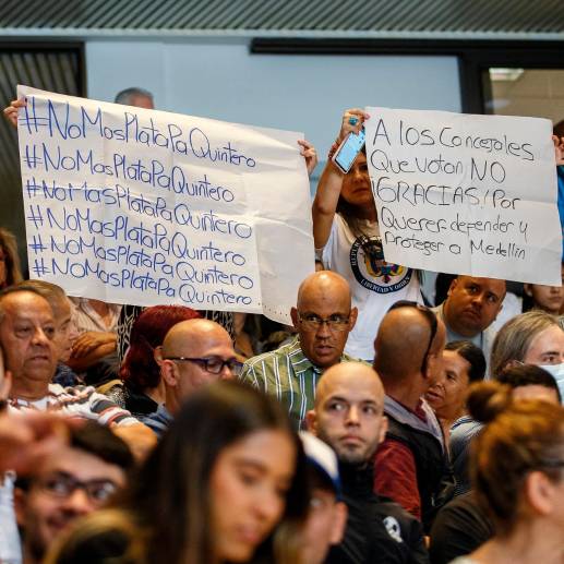 En junio pasado, el proyecto de transferencias adicionales de EPM generó duros choques políticos en el Concejo, en donde finalmente fue negado en medio de un ambiente de desconfianza hacia la administración. En la foto el secretario de Hacienda, Óscar Hurtado. <b><span class="mln_uppercase_mln"> </span></b>FOTO <b><span class="mln_uppercase_mln">camilo suárez</span></b>