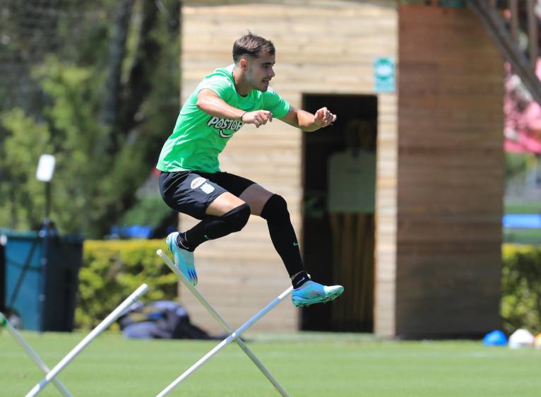 Tomás Ángel acaba de cumplir 20 años y desea seguir marcando goles para ir al Mundial Sub-20. FOTO Juan Antonio Sánchez