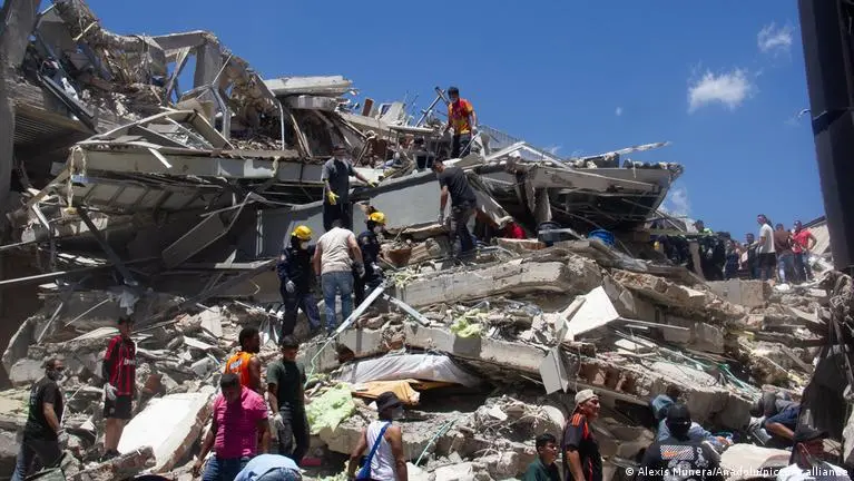 “Estoy donde me toque, lo más importante es ayudar”: el duro trabajo de los rescatistas que no da tregua en Pereira
