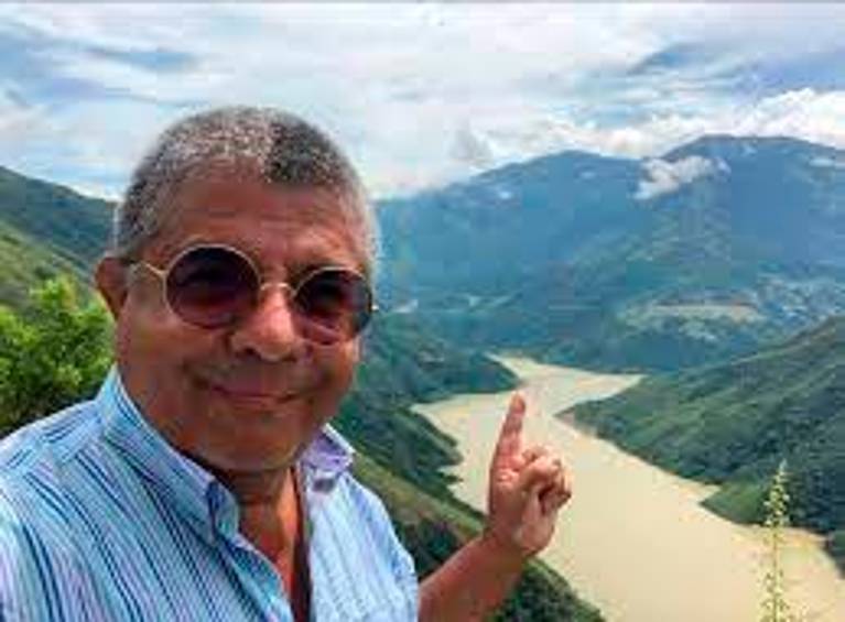 El profesor Portilla lleva varios años estudiando los elementos técnicos de Hidroituango y los impactos causados por la obra. FOTO: CORTESÍA