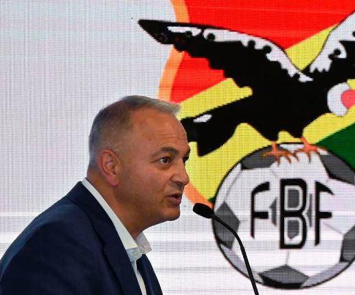 El presidente de la Federación Boliviana de Fútbol, Fernando Costa. FOTO: AFP.