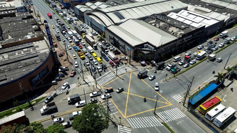 Autopista Sur, sector de Fábricas Unidas, donde se llevaría a cabo la obra. FOTO Camilo Suarez Echeverry