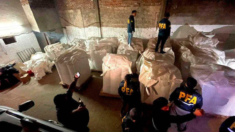 Los 1.600 kilos de cocaína fueron incautados en agosto pasado por las autoridades argentinas. FOTO CORTESÍA