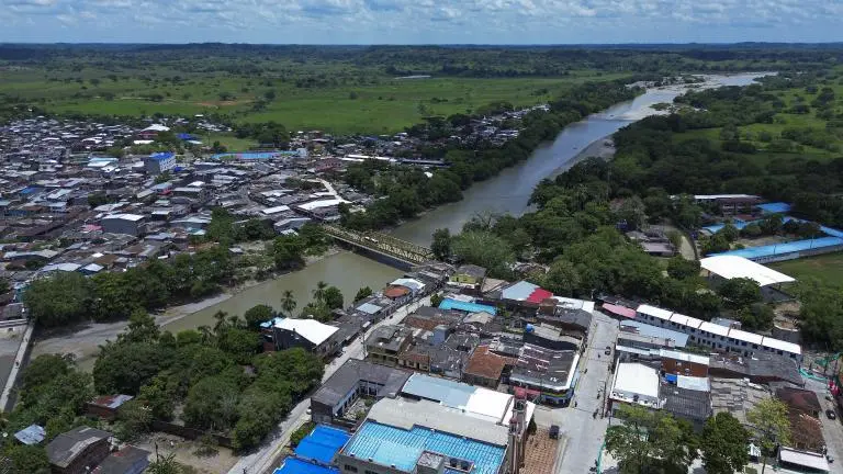Las familias afectadas, provenientes de las veredas Tahamí, Doradas Altas y Tesorito. FOTO: Manuel Saldarriaga Quintero