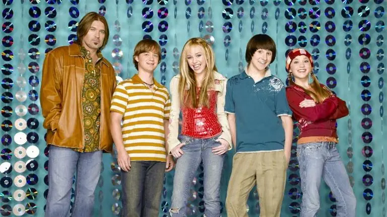 ¡Lo mejor de los dos mundos! Tráiler por los 20 años de Hannah Montana. Foto: redes sociales