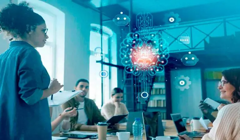 La falta de habilidades digitales sigue siendo una de las principales barreras para adoptar la inteligencia artificial en el entorno laboral. FOTO: CORTESÍA ADECCO