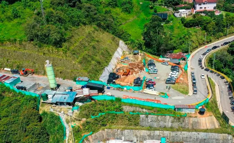 El incremento del salario mínimo ya comenzó a reflejarse en los costos de construcción, especialmente en la mano de obra. FOTO: CAMILO SUÁREZ