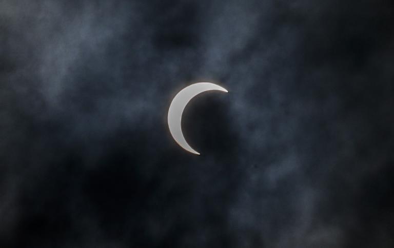 El eclipse solar anular del 17 de febrero de 2026 producirá el llamado “anillo de fuego”, visible solo desde regiones del extremo sur del planeta. FOTO Jaime Pérez Munévar