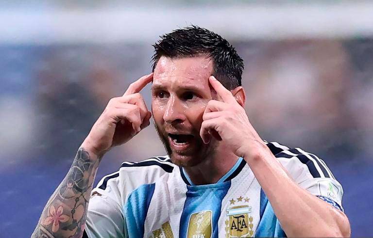 Lionel Messi se preparó de manera especial para vivir su último Mundial con Argentina y ya está en la final el busca de su bicampeonato. FOTO GETTY 