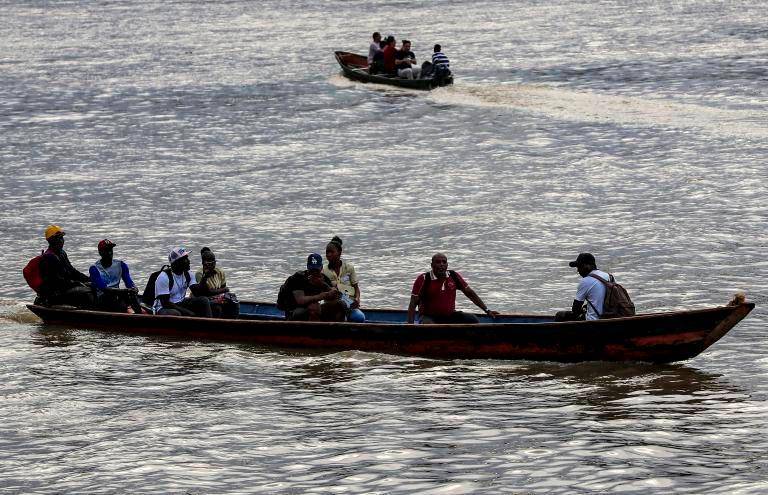 Algunas comunidades permanecen confinadas e imposibilitadas para realizar sus labores de pesca o cultivo. FOTO JAIME PÉREZ 