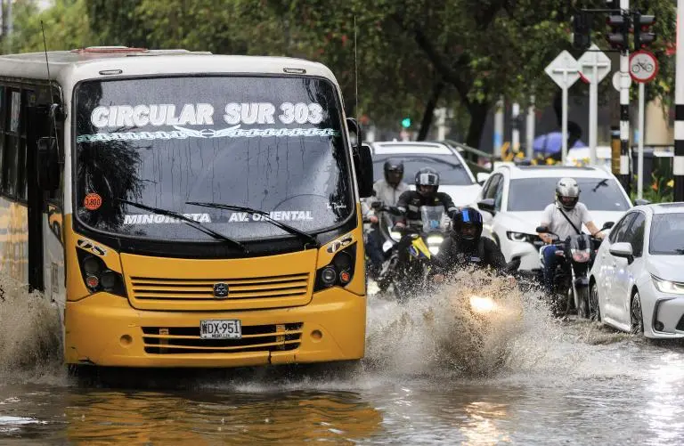 Este fin de semana ha sido marcado por las constantes lluvias en el Valle de Aburrá. Foto: Andrés Camilo Suárez Echeverry