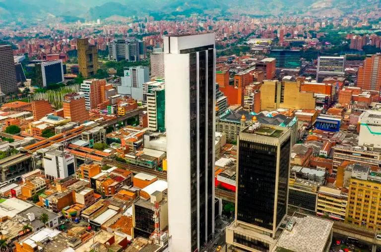 Medellín sobresale en el manejo de sus recursos públicos, aunque el DNP advierte que 21 municipios del país se encuentran en deterioro fiscal. FOTO: Camilo Suárez