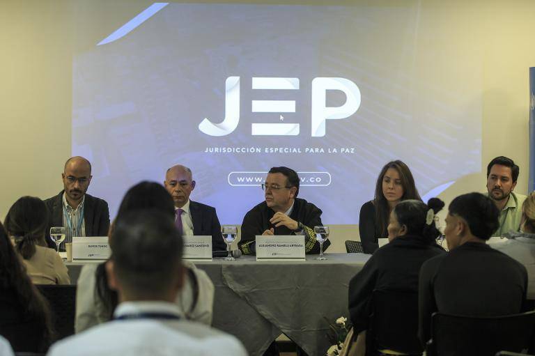 La Jurisdicción Especial para la Paz (JEP) se encontraba investigando el informe de la ONU sobre los 20.000 cuerpos en el aeropuerto El Dorado tras el reclamo del alcalde de Bogotá, Carlos Fernando Galán, el pasado diciembre. Foto: Andrés Camilo Suárez Echeverry