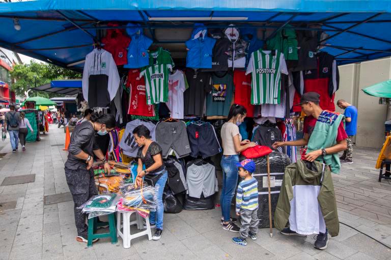 La informalidad laboral en Colombia sigue por encima del 50%, según el Dane. FOTO: EL COLOMBIANO 